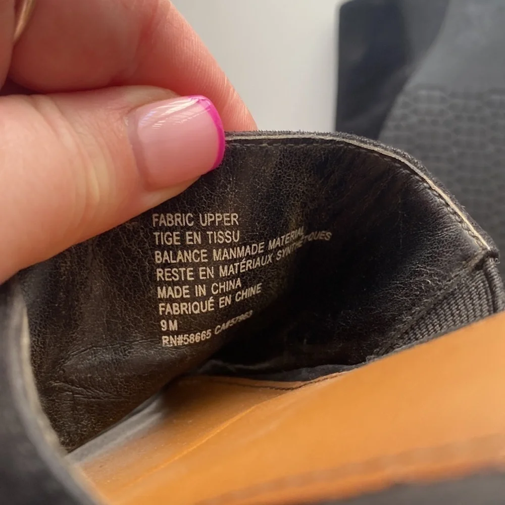 14th & Union | Black | Slip on | Sandals | Size: 9
